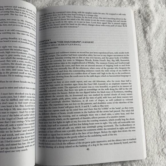 Dracula by Bram Stoker – Classic Horror Novel 2015 Paperback Edition - Picture 3 of 8